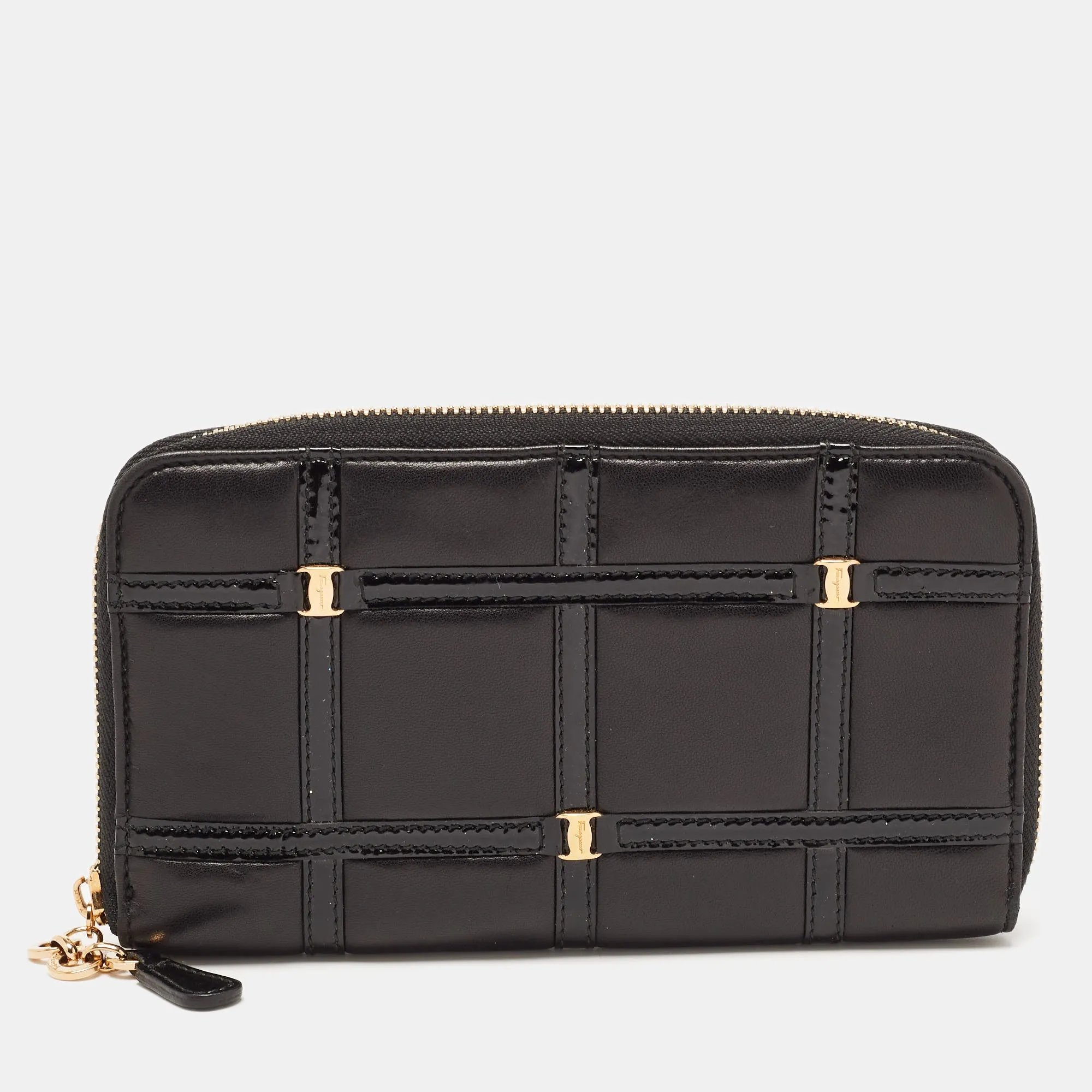 Black Leather Square Quilt Zip Around Wallet
