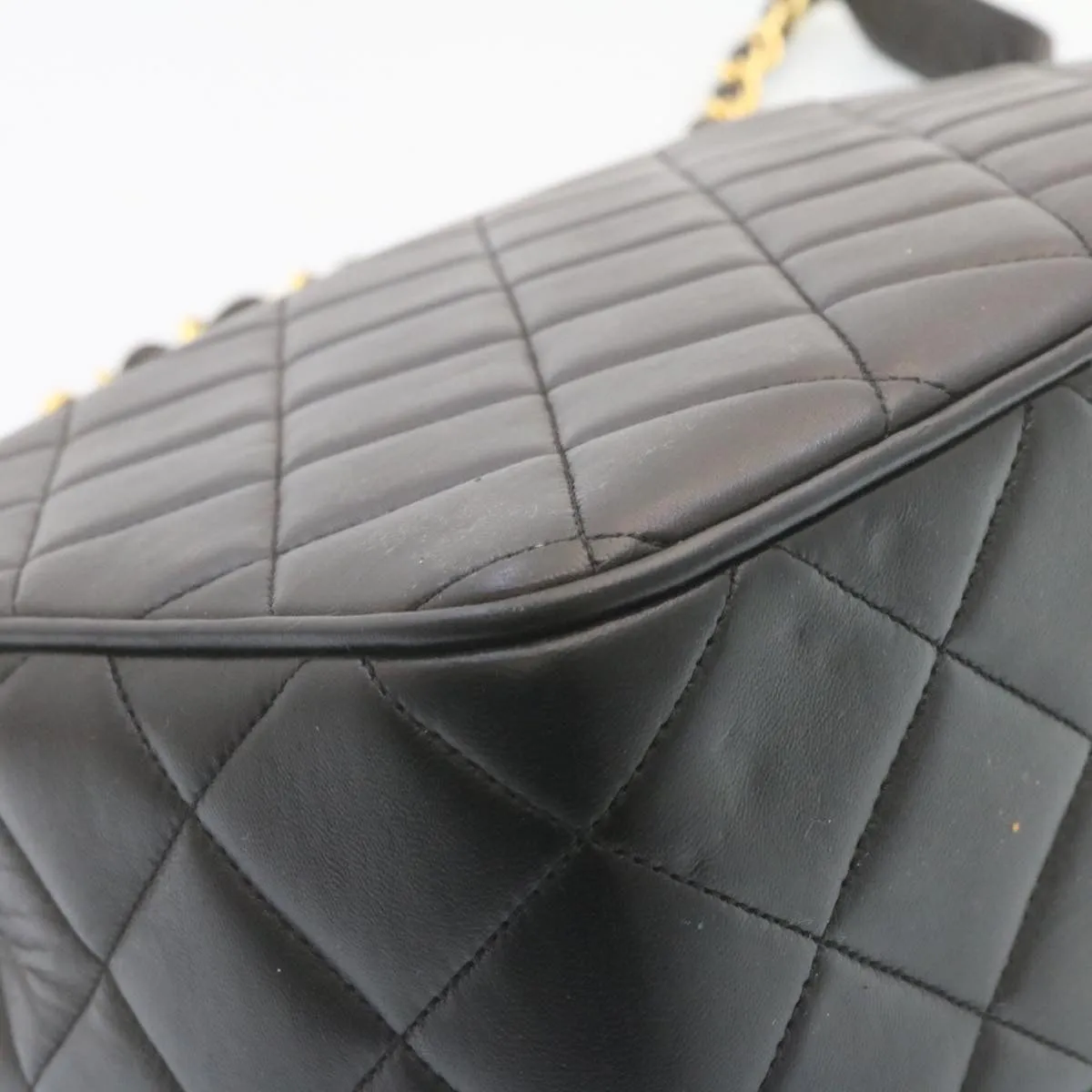 Chanel Matelasse Chain Flap Shoulder Bag Lamb Skin Black Gold CC Auth 28632A