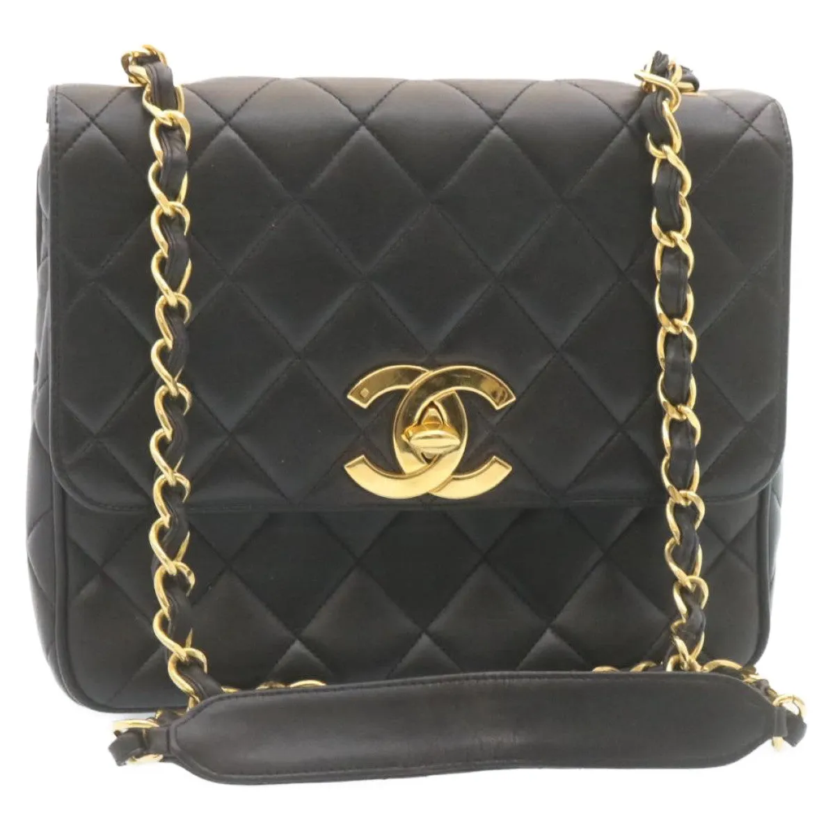 Chanel Matelasse Chain Flap Shoulder Bag Lamb Skin Black Gold CC Auth 28632A