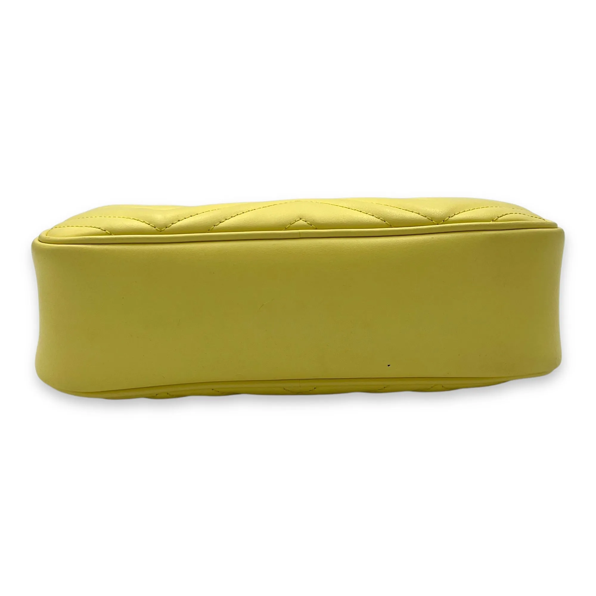 GG Marmont Crossbody Bag Medium Yellow in Calfskin, Silver hardware