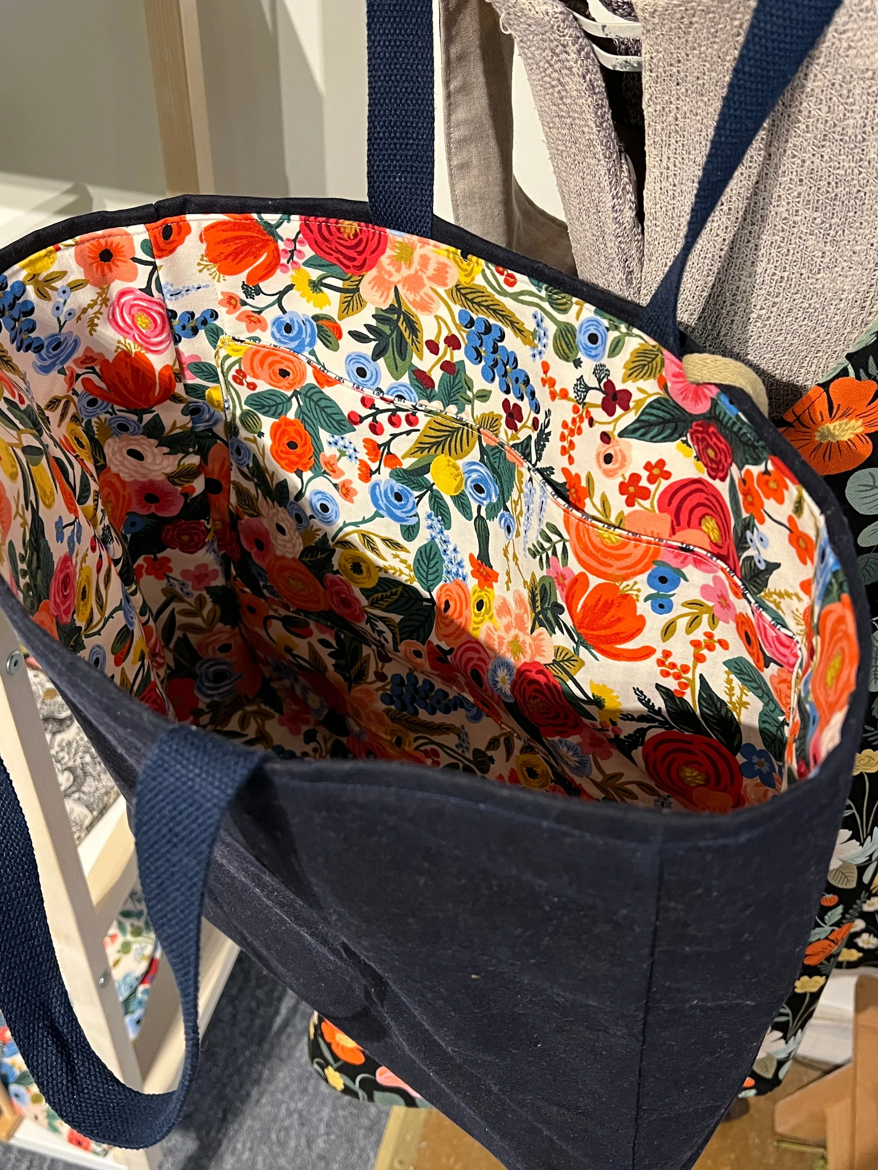 Simple Sturdy Tote Waxed Canvas Navy & Garden Party Lined