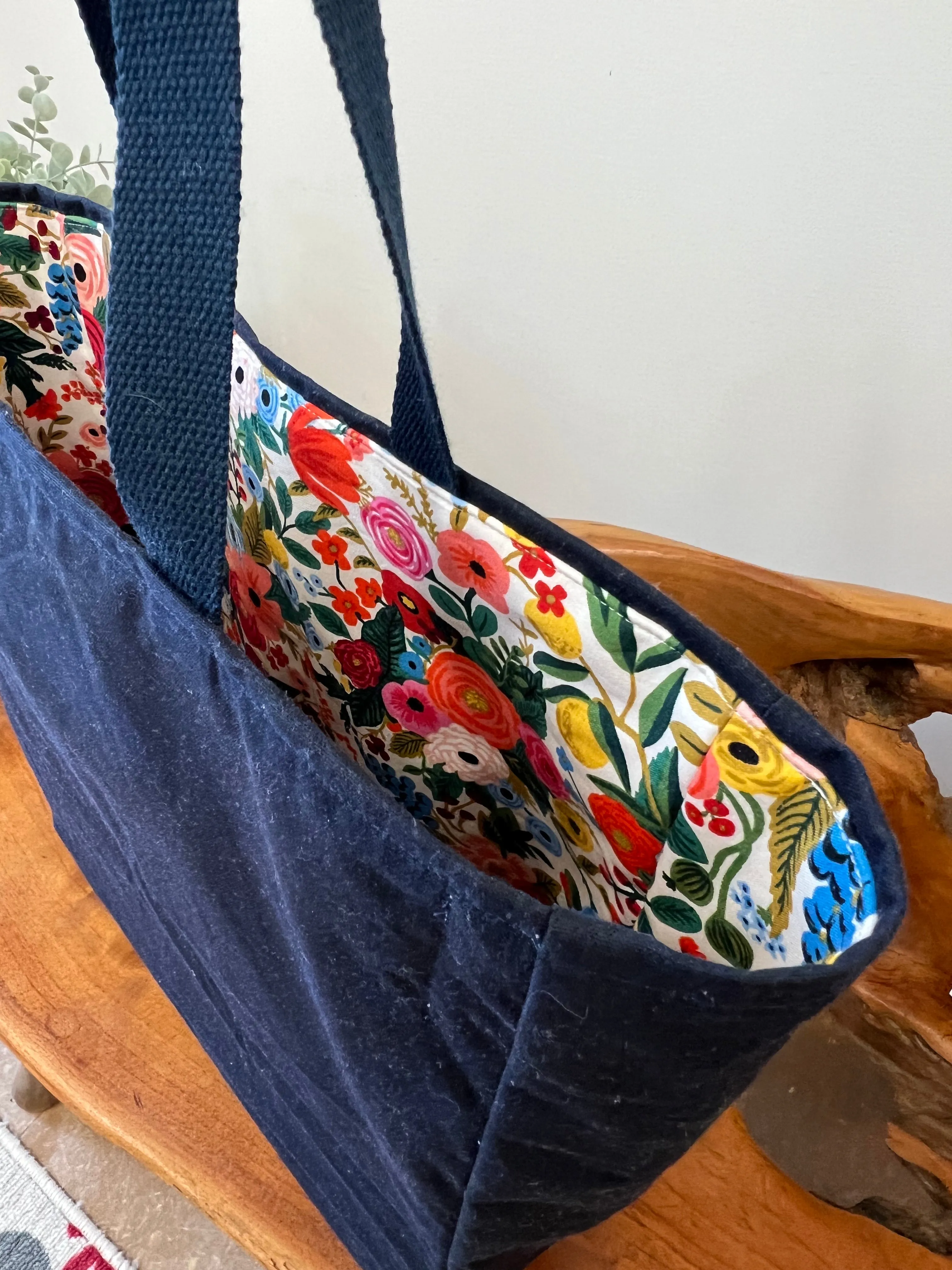 Simple Sturdy Tote Waxed Canvas Navy & Garden Party Lined